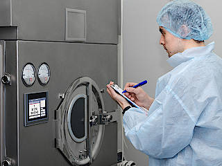 Inspection of pharmaceutical equipment